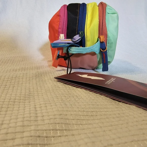 Cotopaxi Nido Accessory Bag – compact organization with bold outdoor style. 🌄🎒 - Picture 3 of 6